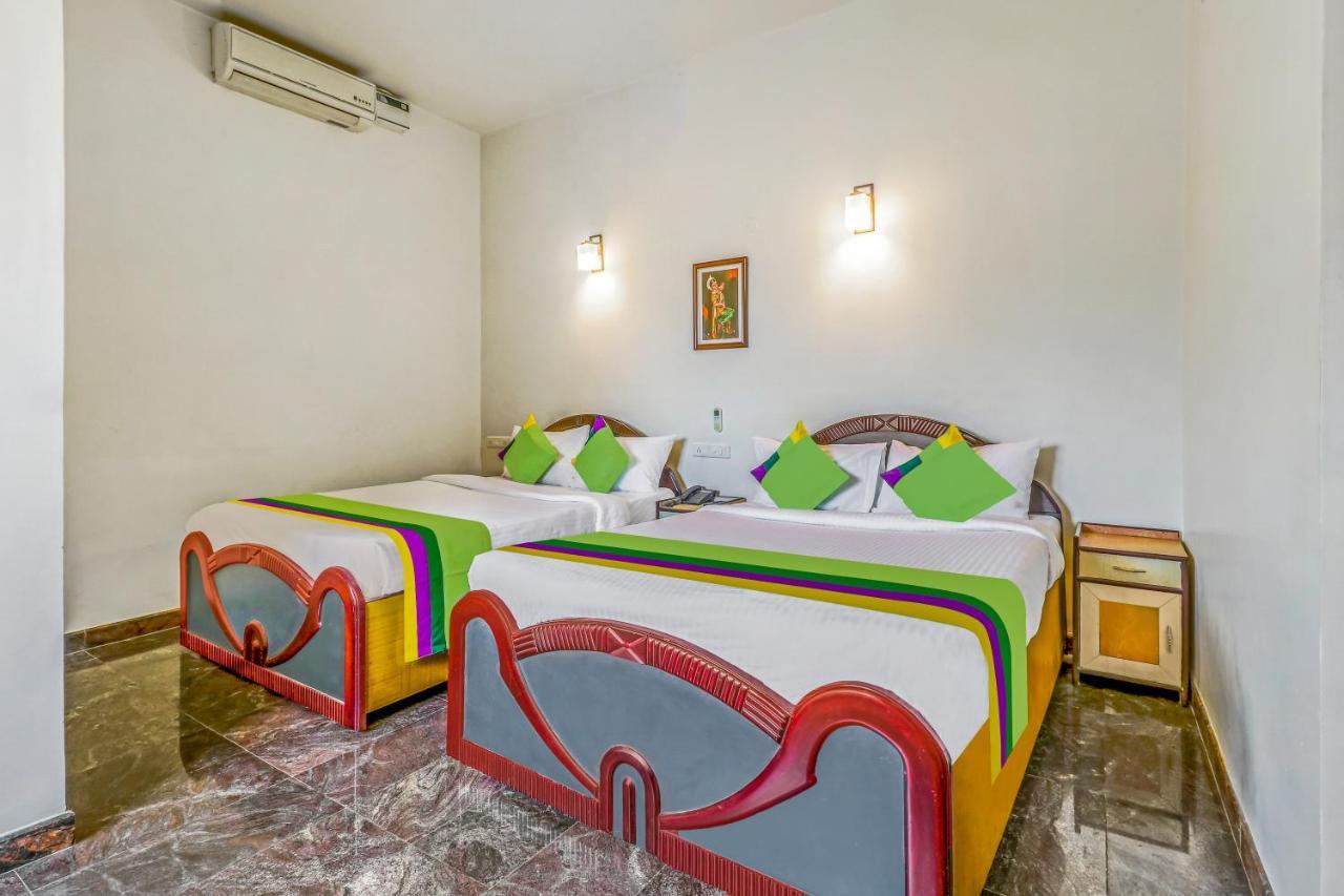 Treebo Benaka Residency Hotel จิกมากาลูร์ ภายนอก รูปภาพ