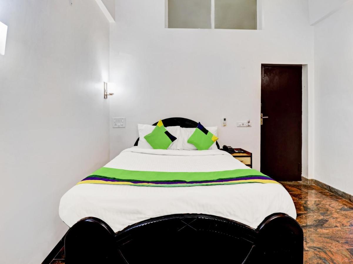 Treebo Benaka Residency Hotel จิกมากาลูร์ ภายนอก รูปภาพ